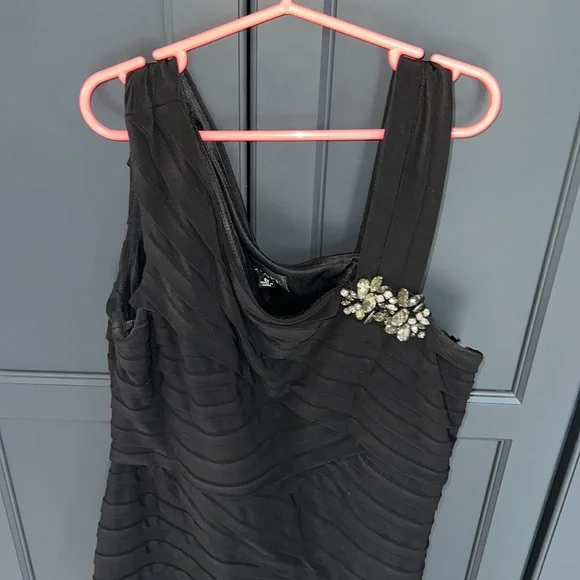 Xscape By Joanne Chen black ruffled ribbed dress - Picture 2 of 6